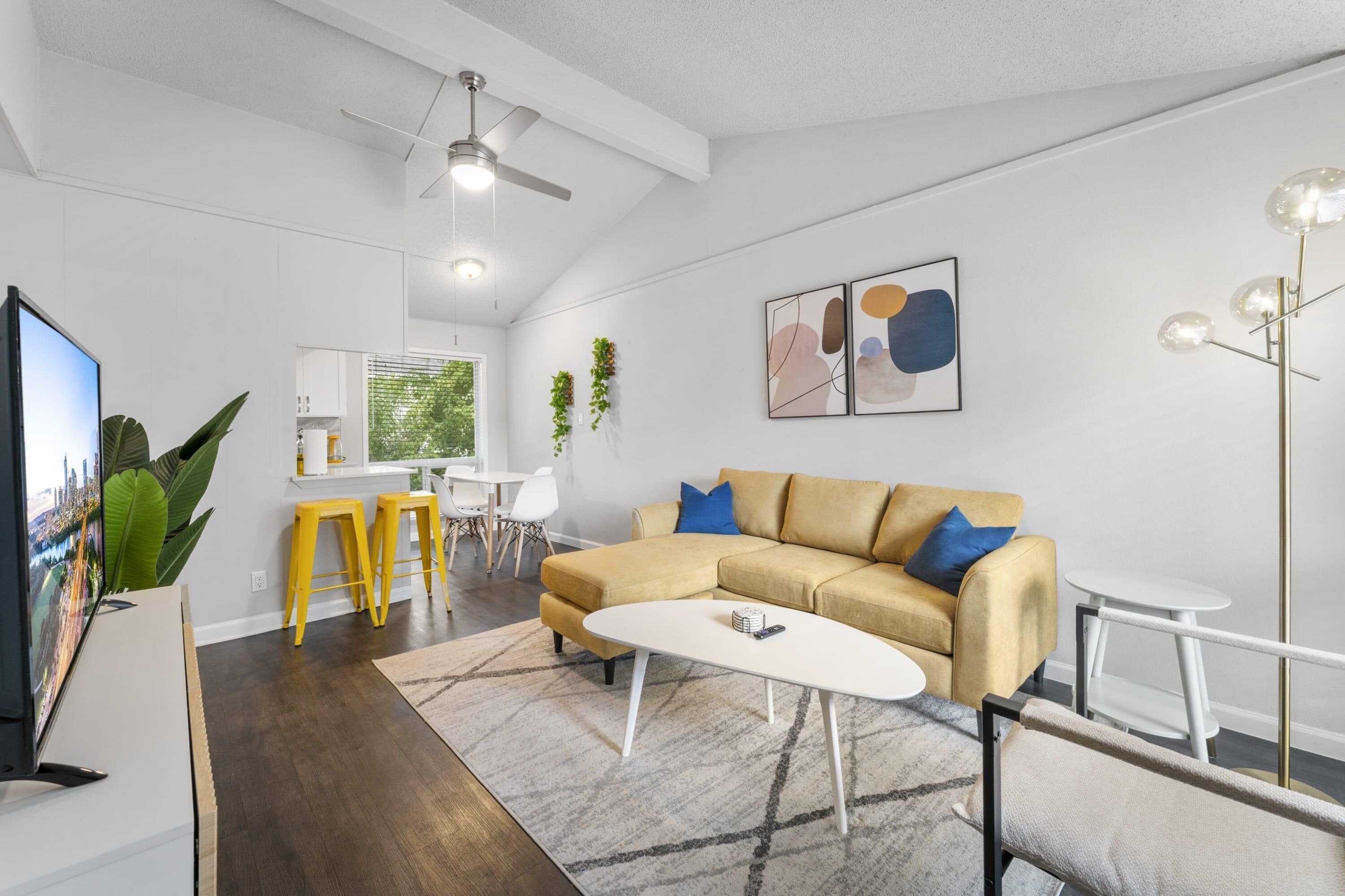 2 bedrooms