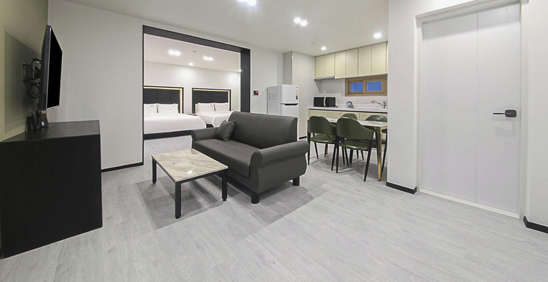 Family Suite  No Parking