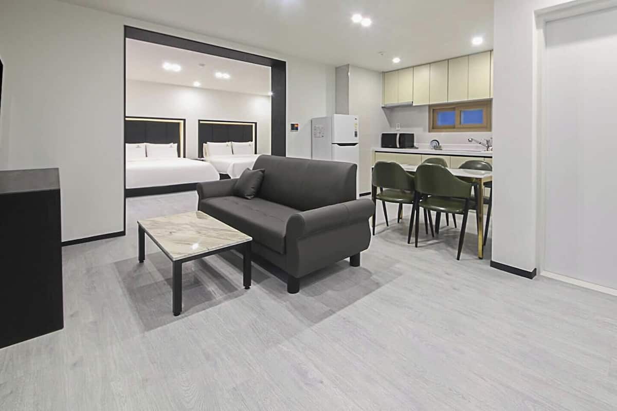 Family Suite  No Parking