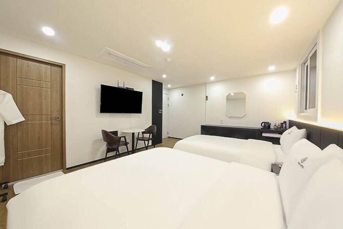 1 habitación, escritorio, sistema de insonorización y wifi gratis