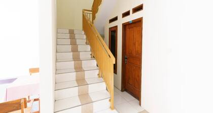 OYO Life 2884 Wisma Jatnika Syariah