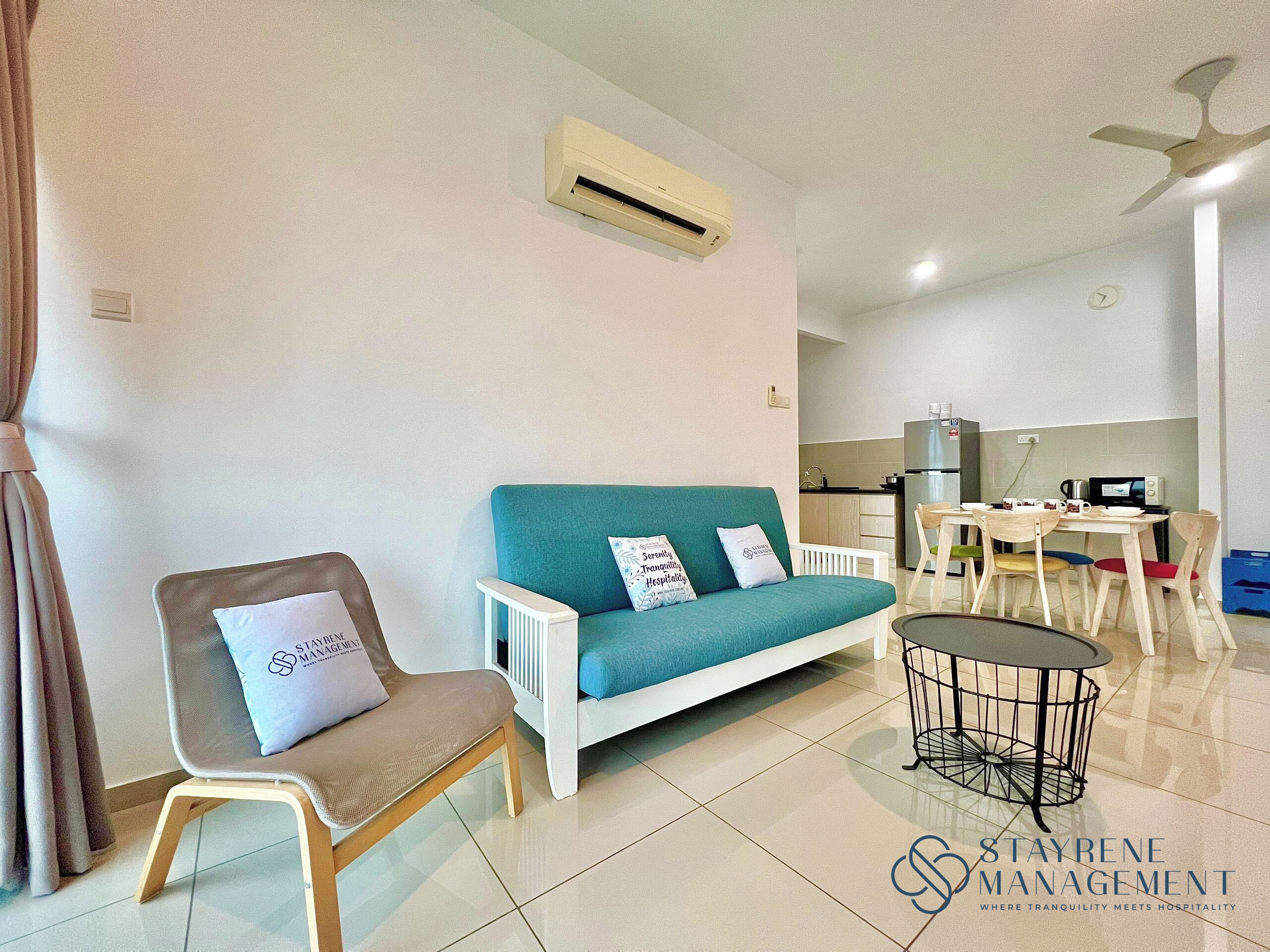 Comfort appartement, 1 slaapkamer, uitzicht op stad | Woonruimte | Een 42-inch smart-tv met kabelzenders, Netflix en streamingdiensten