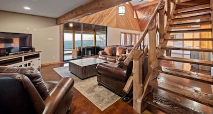 Cozy Cabin in Mentone - Incredible Views - Swimming Pool - Hot Tub
