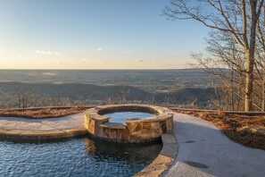 Pool - Cozy Cabin in Mentone -  Incredible Views - Swimming Pool - Hot Tub  (Mentone)