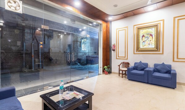 Reception - Treebo Brij Kaushal, Near Prem Mandir (Mathura)