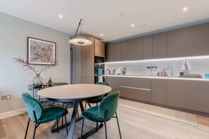 Departamento básico | Restaurantes