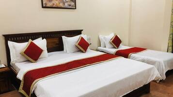 Classic Triple Room | Premium bedding, individually decorated, individually furnished