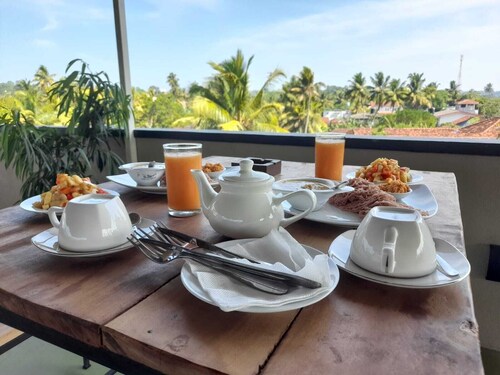 charming retreat with spectacular views