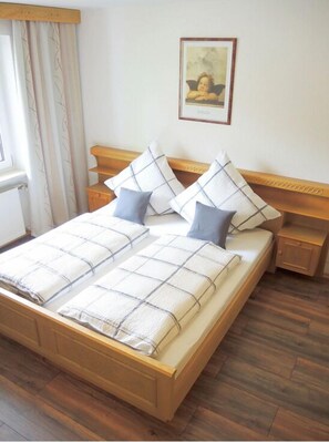 1 chambre, accès Internet, draps fournis