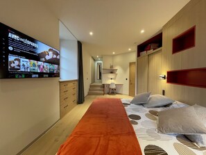 3 camere, ferro/asse da stiro, Wi-Fi gratuito, lenzuola