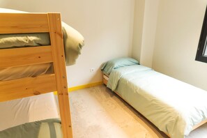 1 bedroom, WiFi, bed sheets - Apartamento a 2 Minutos de la Playa (San Vicente de la Barquera)