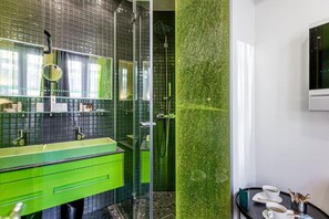 Free toiletries, hair dryer, towels - Sublim by Sweet Inn Paris (Paris)