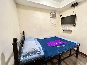 Basic Single Room | Free WiFi