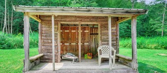 Hawley Home w/ Deck: 4 Mi to Berkshire East Resort