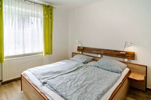 2 bedrooms, internet