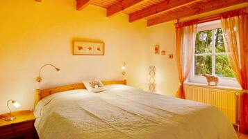 3 bedrooms, Internet, bed sheets