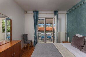 2 chambres, coffres-forts dans les chambres