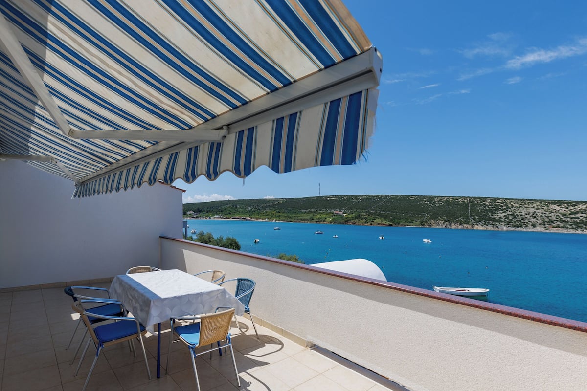 Family Apartment, Multiple Bedrooms, 2 Bathrooms, Sea Facing (Family Resort Santa Maria I Apartment) | Outdoor dining