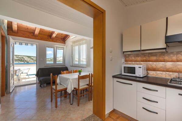 Family Apartment, Multiple Bedrooms, 2 Bathrooms, Sea Facing (Family Resort Santa Maria I Apartment) | Interior - Family Resort Santa Maria (Novalja)