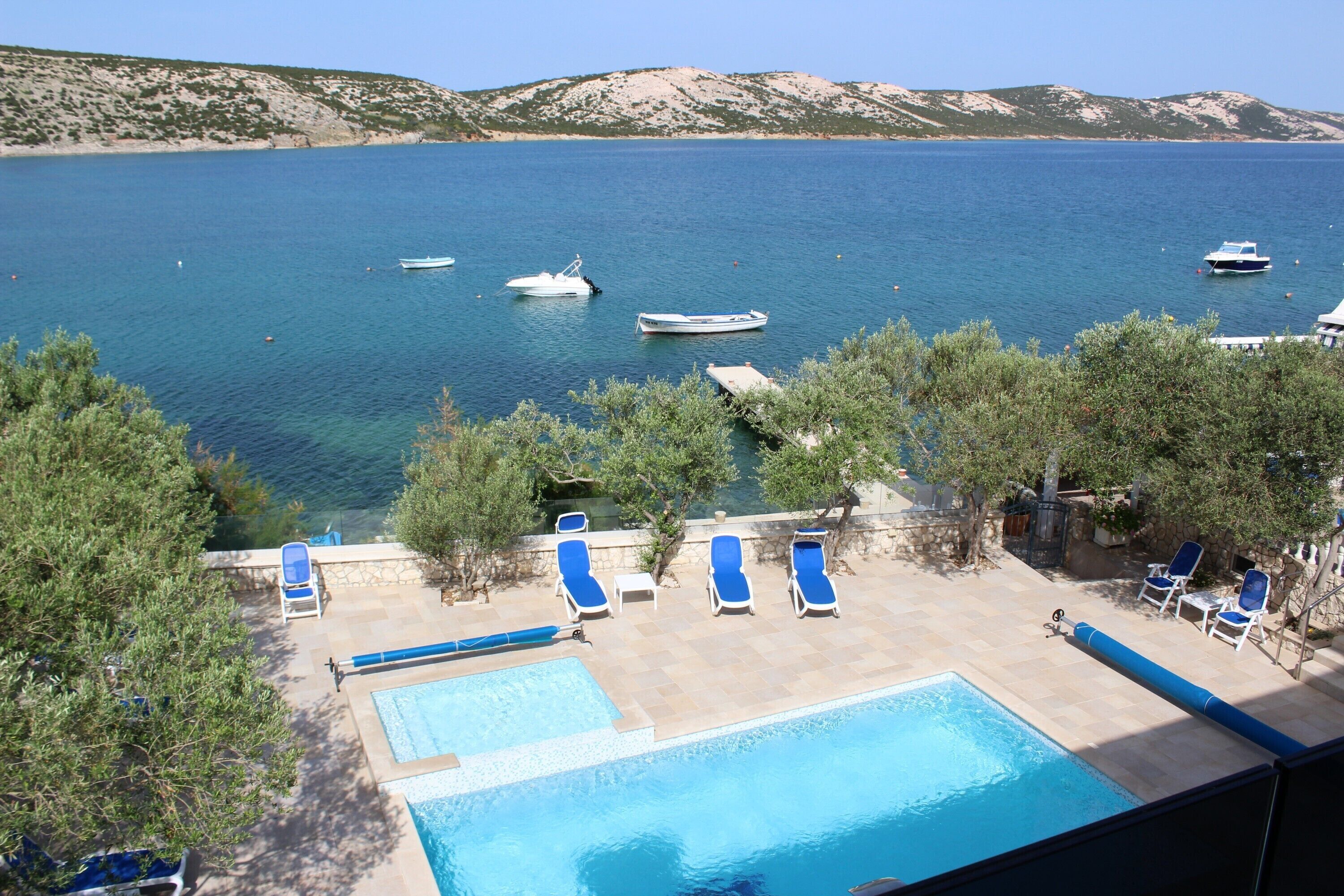 شقة عائلية - عدة غرف نوم - بحمامين - مقابل البحر (Family Resort Santa Maria II) | الإطلالة من المنشأة