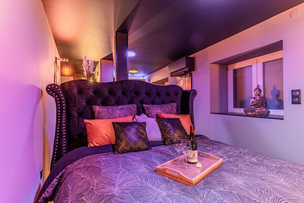 1 bedroom, in-room safe, desk, iron/ironing board