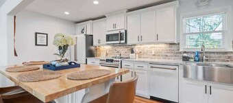 Farmhouse Retreat near Savannah