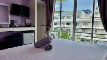 Habitación doble superior | Escritorio, wifi gratis, ropa de cama