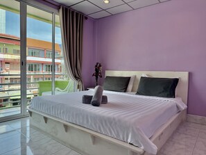 Superior Double Room | Desk, free WiFi, bed sheets - BAAN KEANG TALAY CHA AM (Cha-am)