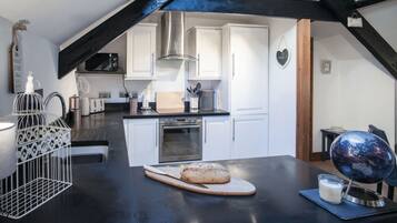 Microwave, oven, stovetop, dishwasher