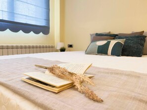 5 chambres, fer et planche à repasser, lit parapluie, Wi-Fi gratuit