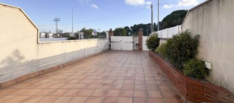 Casa cerca BCN,  ideal empresas, 15min FiraBCN, A/C