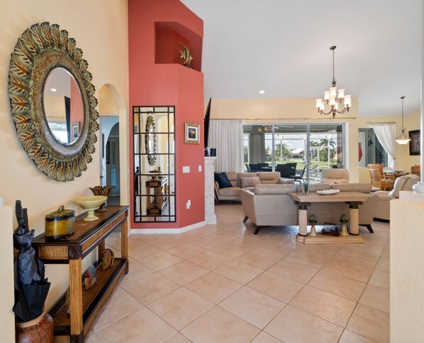 Interior - Tranquility with Divine Sunsets in Vacation Land -Sleeps 8 -Pet Friendly (Punta Gorda)