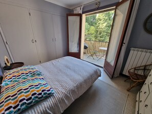 2 chambres, accès au Wi-Fi (inclus)
