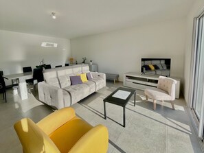 Fernseher