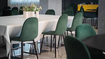 Petit déjeuner buffet compris tous les jours