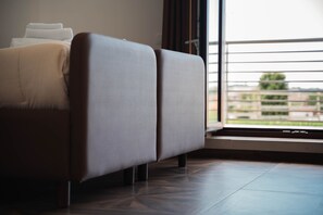 Standard fyrbäddsrum | Minibar, gratis wi-fi och sängkläder