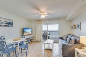 Living room - Royal Palms 1203 (Gulf Shores)