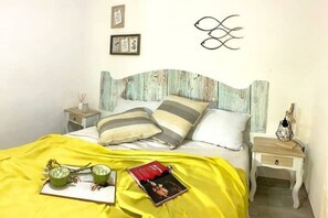 1 makuuhuone, silitysrauta/-lauta, vauvan matkasänky, Wi-Fi