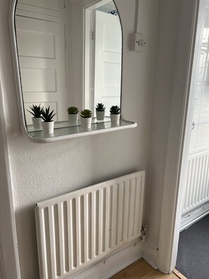 Interior - 2 Beds Apartment in the Heart of Lewisham London (London)