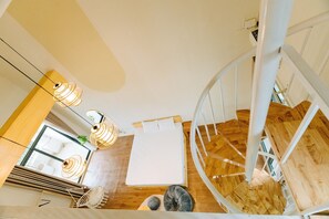 Comfort Duplex | Premium bedding, memory foam beds, free minibar, individually decorated - X-Stay (Hai Phong)