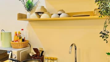 Comfort Double Room | Private kitchen | Fridge, stovetop, electric kettle, rice cooker