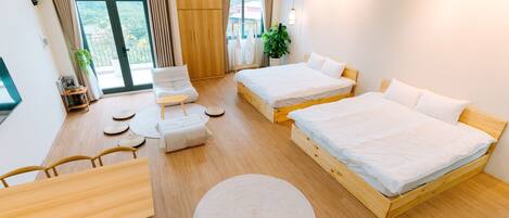 Habitación doble Confort | Ropa de cama de alta calidad y camas con efecto memoria