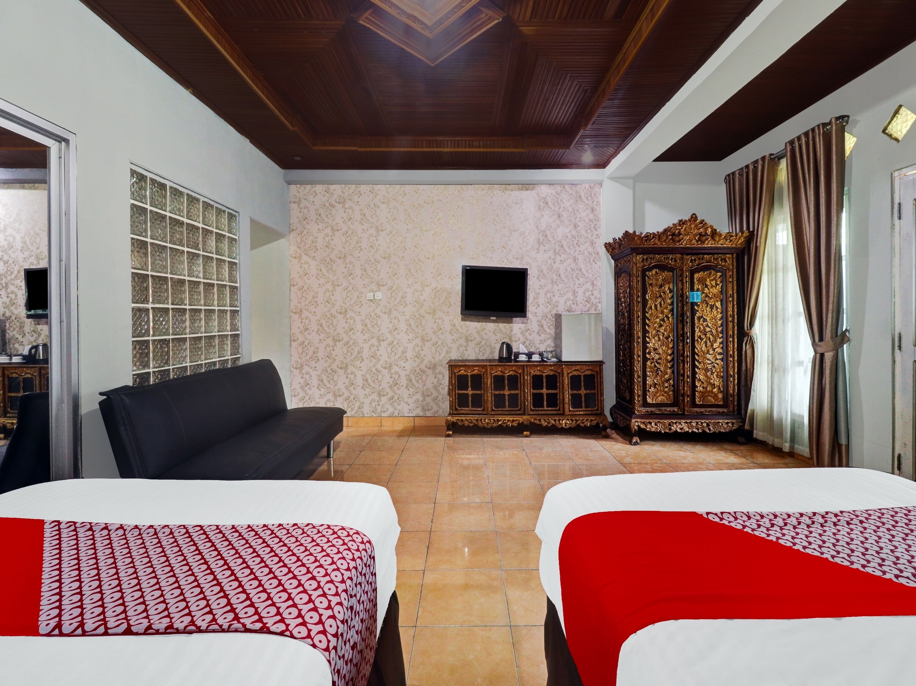 Superior Twin Room | Free WiFi, bed sheets