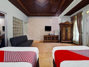 Superior Twin Room | Free WiFi, bed sheets
