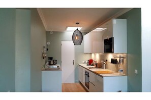 Private kitchen - Bel Appartement Calme Haussmann & Champs Elysées (Paris)