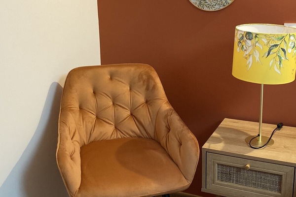 Ropa de cama de alta calidad, colchones Select Comfort y escritorio