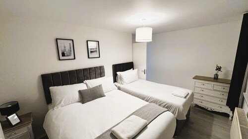 Villa Retreat Birmingham
