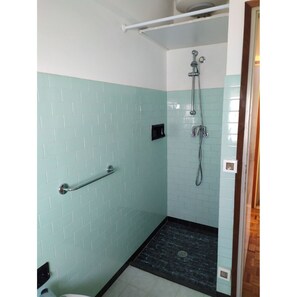 Villa, 3 Bedrooms, Patio, Garden View | Bathroom