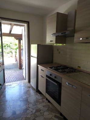 Villa, 3 Bedrooms, Patio, Garden View | Interior - Bright Villa With Private Garden - Beahost Rentals (Caorle)