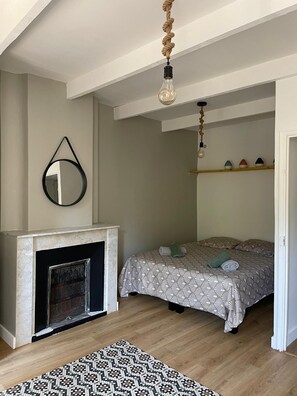 3 habitaciones, wifi gratis y ropa de cama 